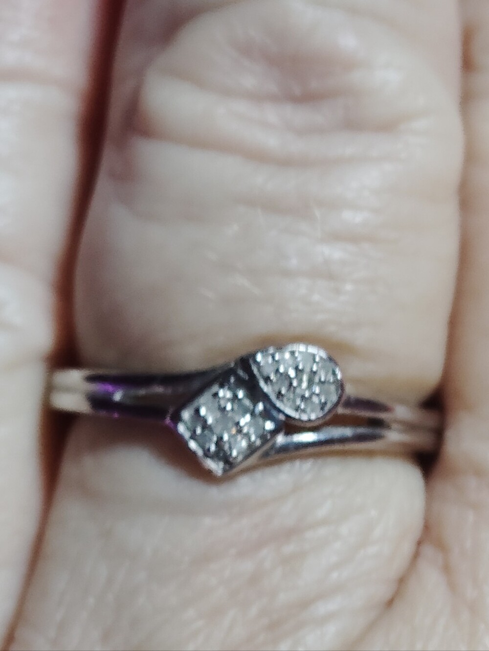 PRETTY DIAMOND  PAVE' HEART &  SQUARE, 💥DIAMOND ACCENT, STERLING RING - SIZE 9